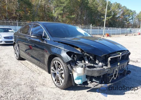 2017 Ford Fusion Titanium из США, поврежденный, VIN 3FA6P0K95HR174729